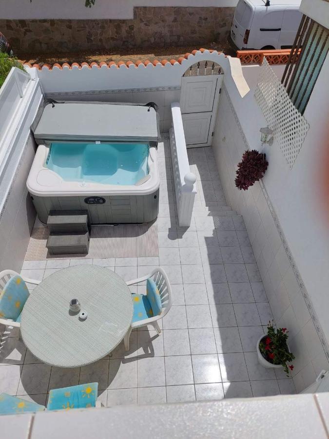 Jacuzzi House Sunflower コスタ・デル・シレンチオ エクステリア 写真